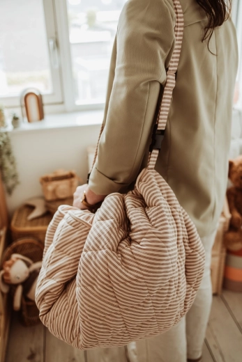 Comfortabel dragen en aan de kinderwagen hangen