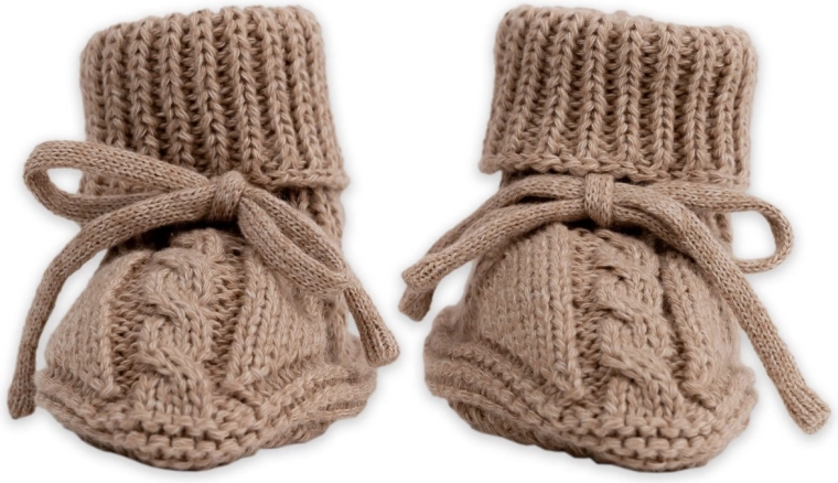 Lodger gebreide babyslofjes knit cable fudge 0–6 maanden