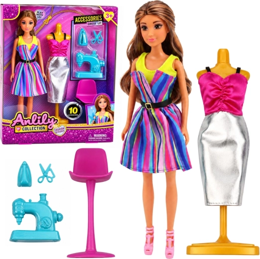 Anlily modeontwerpster – pop met naaimachine en kleermakerspaspop 30 cm
