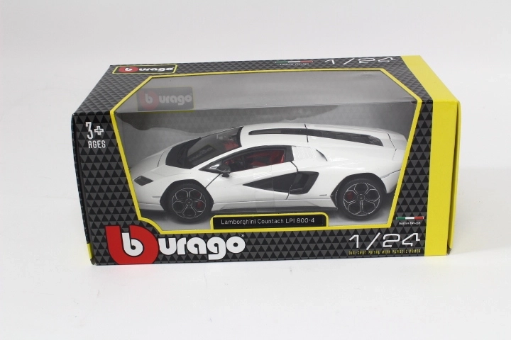 Bburago Lamborghini Countach LPI 800-4 wit 1:24