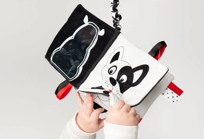 Sensorisch boekje Wie is dat? Wat is dat? voor baby's van Mom's Care