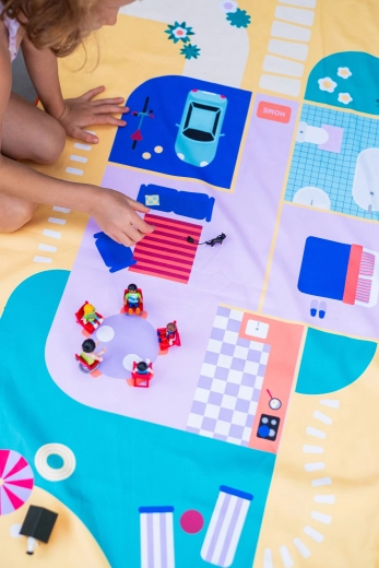 Quut kinderhanddoek 2-in-1 poppenhuis, maat L 180 × 100 cm