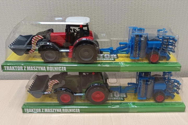 Gazelo tractor met landbouwmachine
