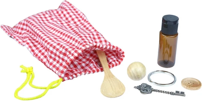 Moyo Montessori geheimzinnig zakje met kleine voorwerpen