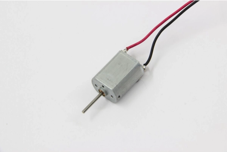 Elektromotor C-17E voor Staggerwing Mini