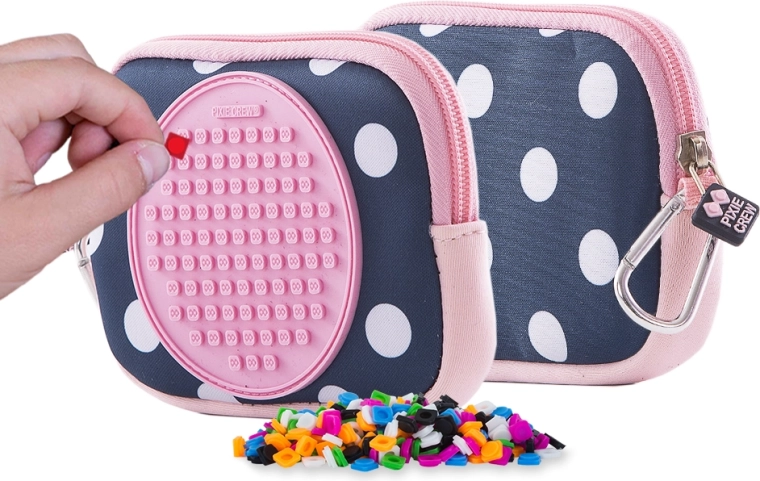Pixie Crew universeel etui blauw met witte stippen