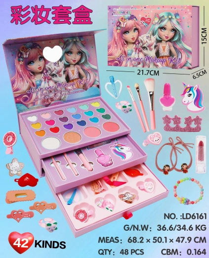 Sieradendoosje met kindercosmetica prinsessen