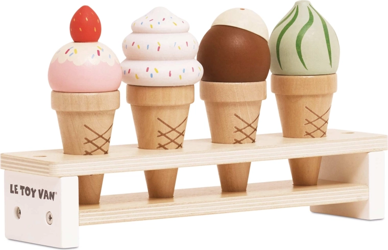 Houten set ijshoorntjes met ijs in standaard Le Toy Van