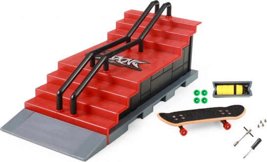 Skatepark pro fingerboarding met ramp en trap