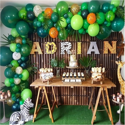 Grote ballonslinger – groene tropische decoratie