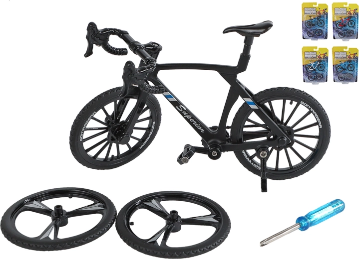 Metalen model van een racefiets met reservewielen 10,5 cm