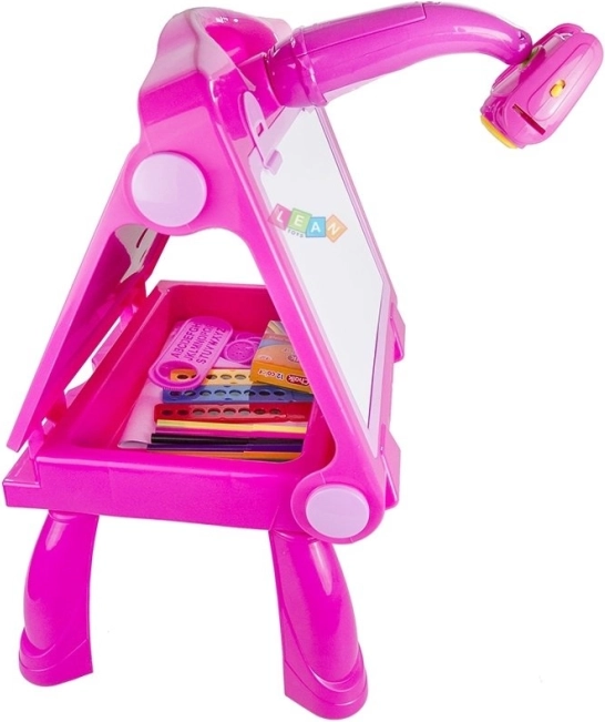 Roze bord met projector voor tekenen en schilderen