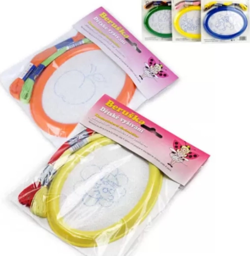 Borduurset in lijst om op te hangen voor kinderen (mix van motieven)