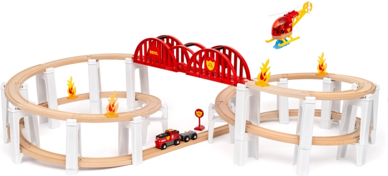 Brio World megaspiraal – houten treinbaan met brug, brandweertoebehoren en helikopter