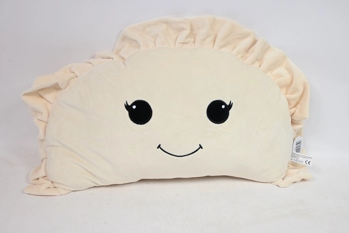 Pluche pierogi crème 60 cm