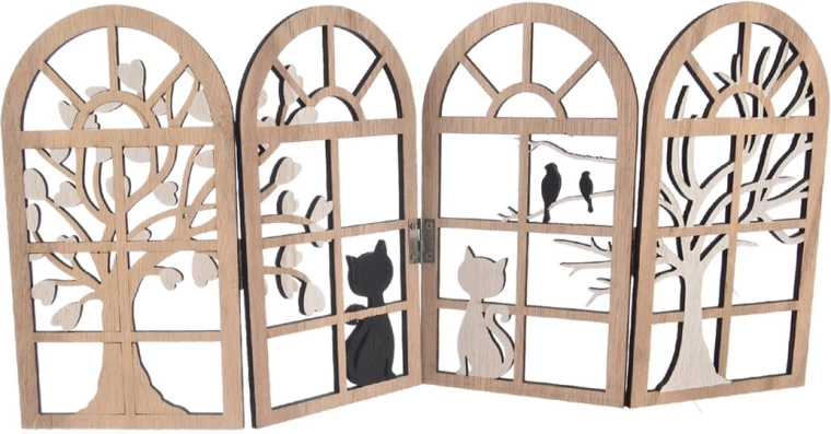 Houten decoratie in de vorm van een raam – beige