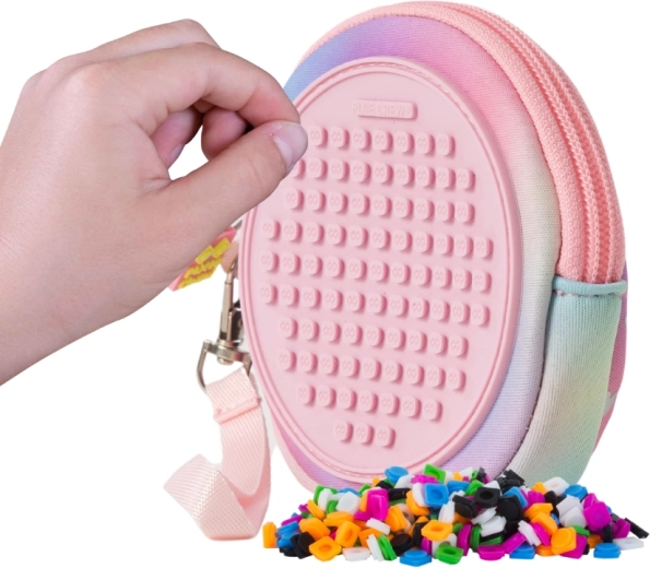 Pixie Crew rond etui roze met hart- en pootjesmotief