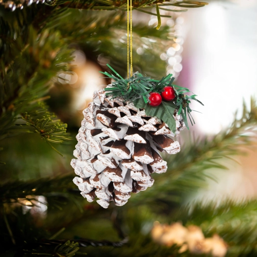 Kerstdecoratie dennenappel met rode bessen 12 cm, 2 stuks