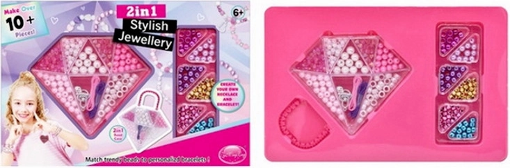 Kleurige kralen voor het maken van sieraden in een diamantvormig doosje