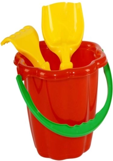 Zandset met emmer, schep en harkjes