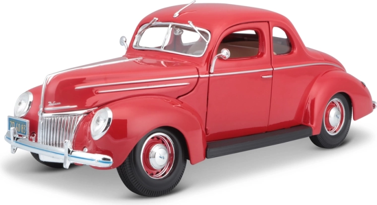 Maisto Ford Deluxe coupé 1939 rood 1:18