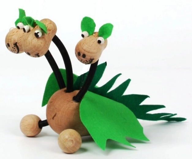 Gerlich houten marionet driemaardige draak