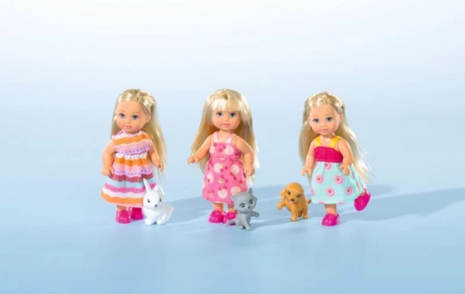 Pop Evi Love met een diertje