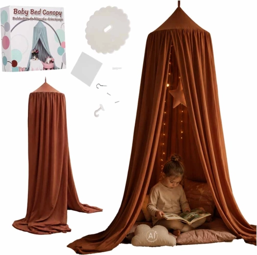 Boho kinderbedhemel boven bed, donkerroze