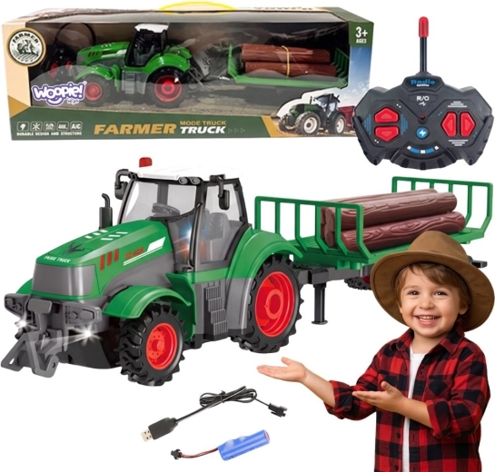 Woopie RC-tractor met houtaanhanger op schaal 1:24
