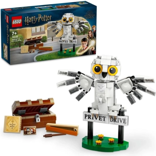 LEGO Harry Potter Hedwig op Privet Drive
