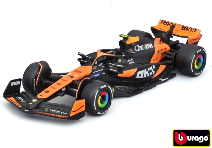 Bburago McLaren F1 MCL38 Lando Norris en Senna op schaal 1:43
