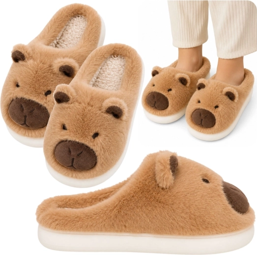 Pluchen huissloffen capibara met oortjes beige (maat 32–33)