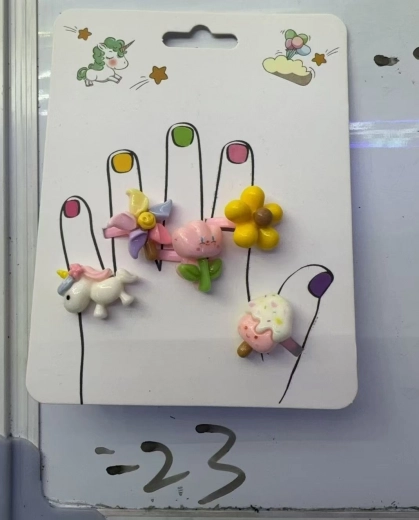 Ringen met Bloemen- en Eenhoornmotief