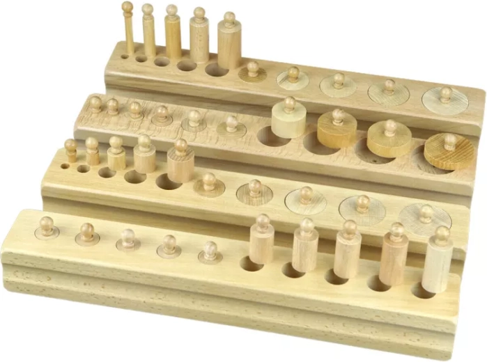 Cilinders met knopgrepen van beukenhout Moyo Montessori