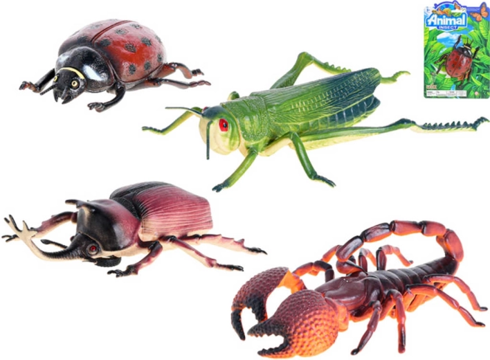 Maxi plastic insectenfiguur op kaart 12–20 cm - 1 stuk