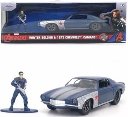 Jada Marvel Avengers Winter Soldier en een 1973 Chevrolet Camaro 1:32