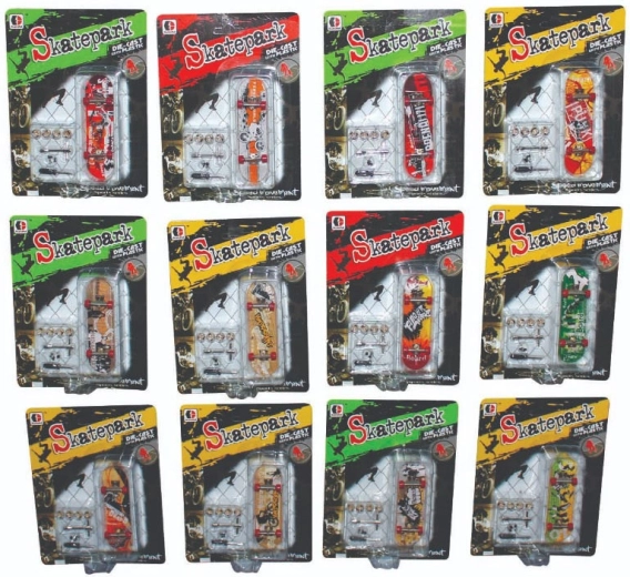 Sparkys fingerboard skatepark met accessoires en reservewieltjes