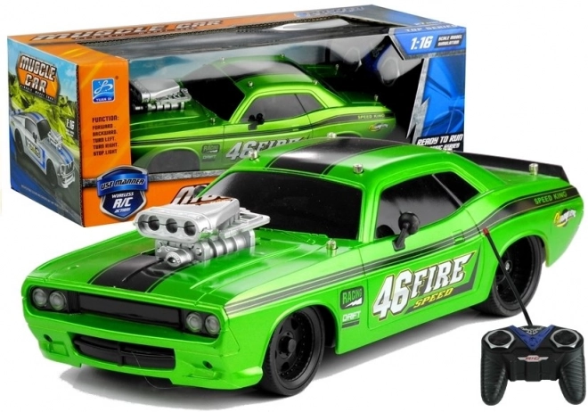 Groene op afstand bestuurbare auto 1:16 R/C