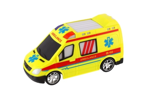 Auto RC ambulance plastic 20cm op afstandsbediening 27MHz op batterijen met licht in doos 28x13x11cm