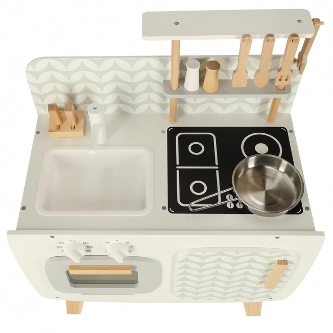 Retro houten kinderkeuken met accessoires
