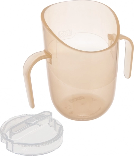 Groeit met het kind: van oefenbeker naar open beker