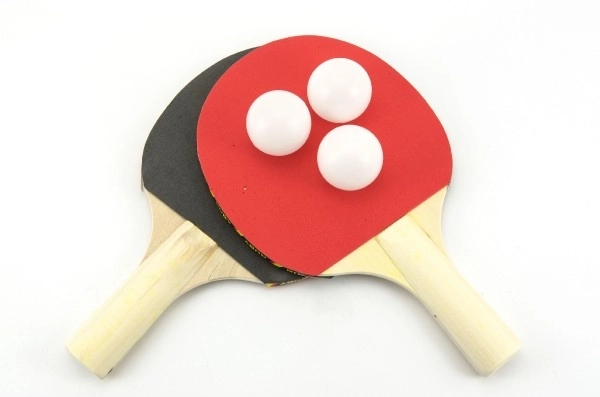 Tafeltennis set 2 batjes + 3 balletjes op kaart 18x29cm