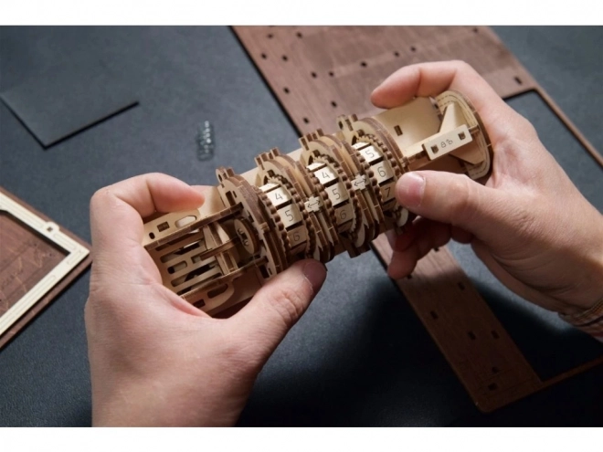 Ugears 3D houten mechanische puzzel Boek van Geheimen