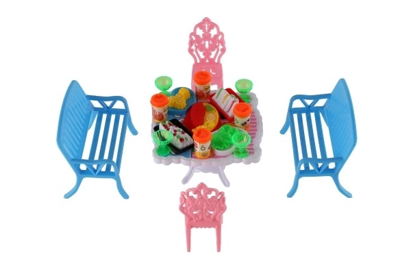 Poppenmeubels van plastic 4 kleuren in blister 14x11x16cm