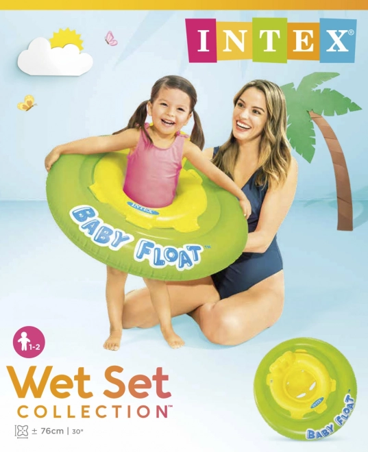 Kinder zitje voor in het water