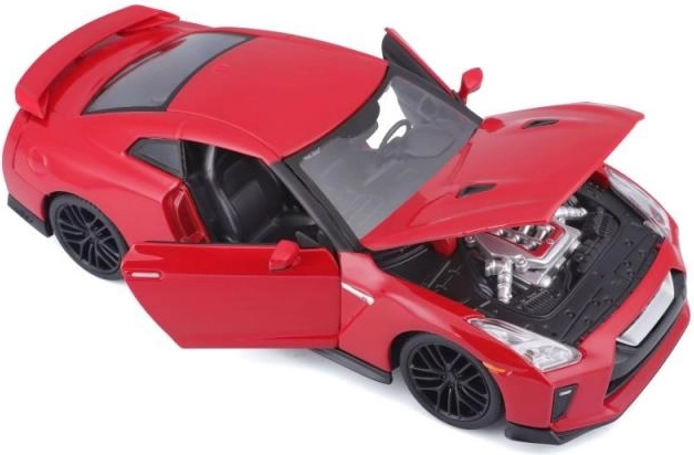 Openende delen en gedetailleerd interieur