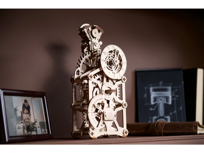 Ugears 3D houten mechanische puzzel Motorklok