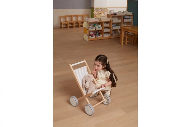 Houten poppenwagen