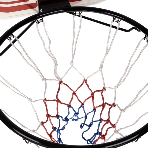 Muur basketbalring met bord en hoepel