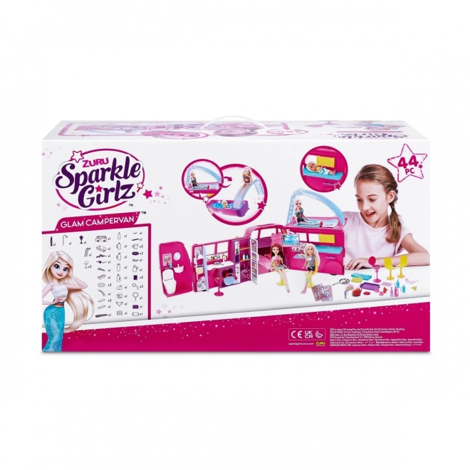 Retro camper met accessoires